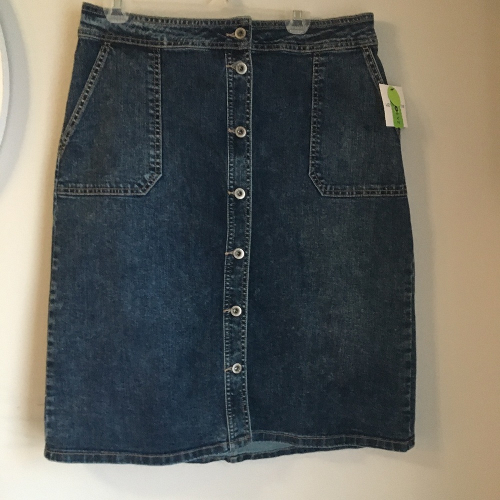 Liz Claiborne Denim Button Down Skirt size 14 new with tag